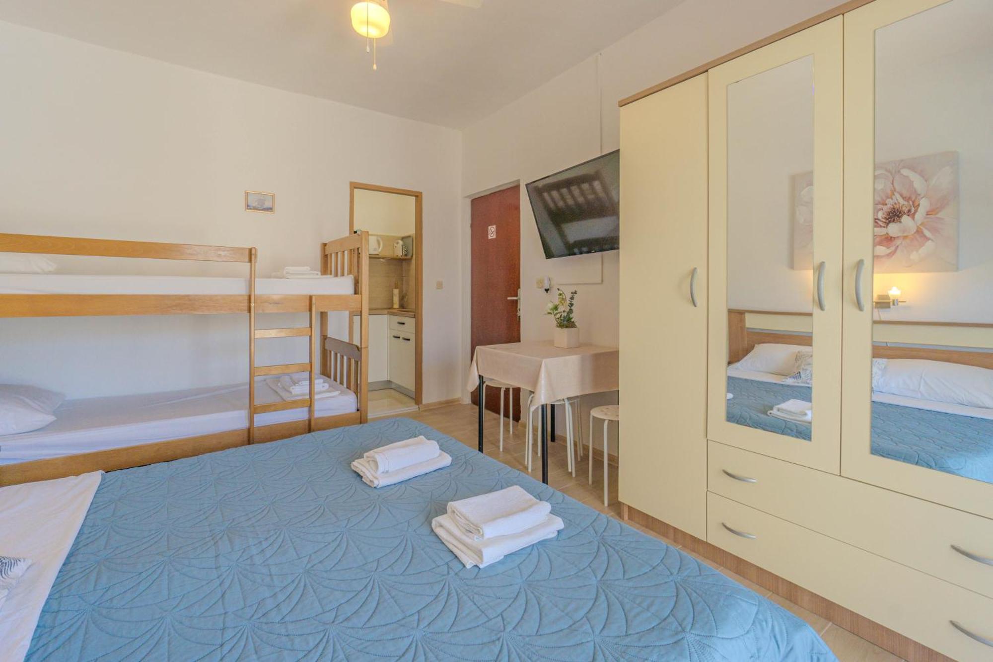 Appartement Magdalena With Mountain And Seaview à Metajna Extérieur photo